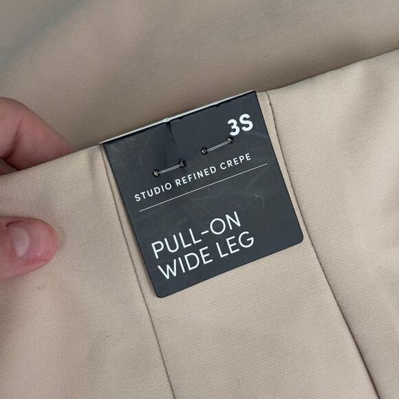 Torrid Wide Leg‎ Studio Refined Pants 3 Short Crepe Knit Neutral Quiet Luxury 3X - Picture 9 of 13